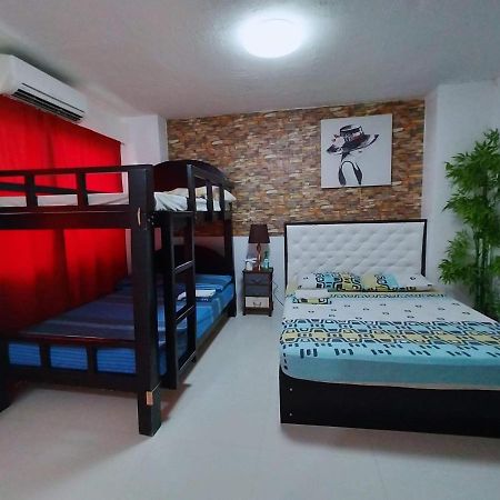 N&J Lopez Lodging House ปาไซ ภายนอก รูปภาพ