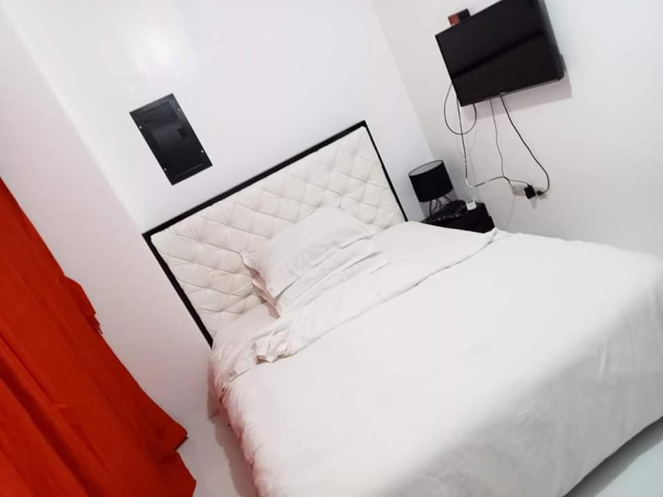 N&J Lopez Lodging House ปาไซ ภายนอก รูปภาพ