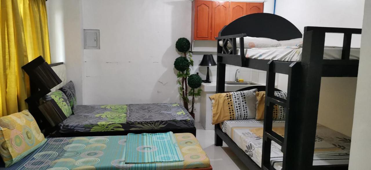 N&J Lopez Lodging House ปาไซ ภายนอก รูปภาพ